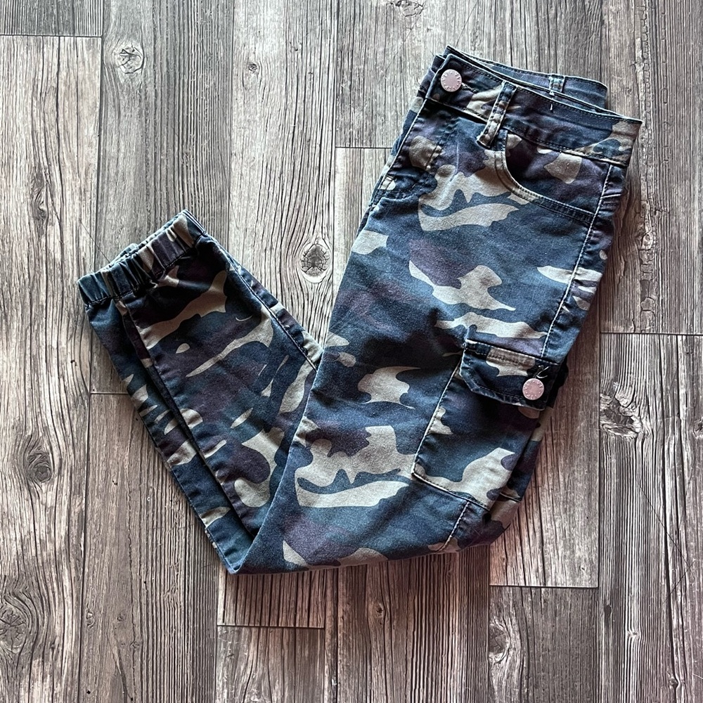 V.I.P Camo jeans
